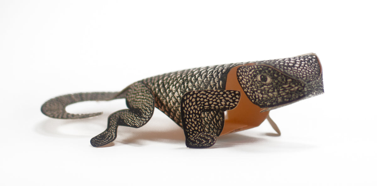 Lizard Paper Sculpture- A DIY Kit